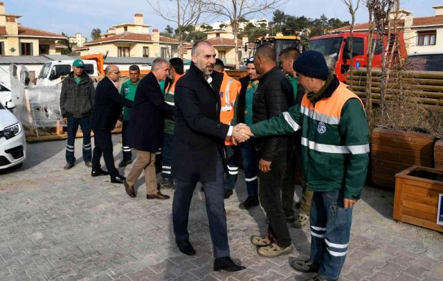 Kuşadası Belediyesi'nden açıklama: Çalışanlarımız için sendika ile uzlaşma çabasını gösteren tarafız