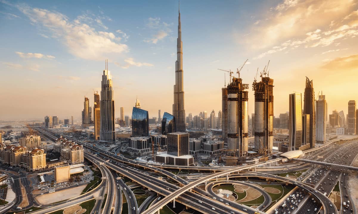 Dubai Düzenleyicisi, OPNX Kurucularını Düzenlenmemiş Faaliyet Yürüttüğü İçin Kınadı