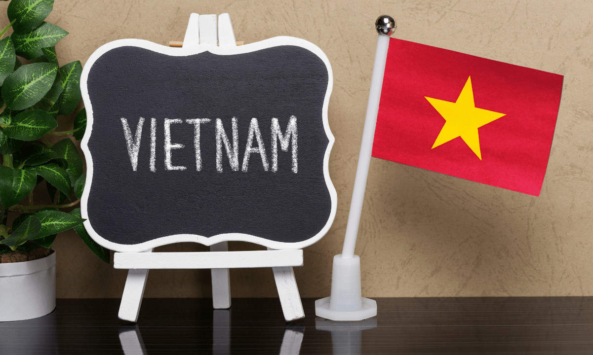 Vietnam Sakinleri Adaletle Karşı Karşıya Çıkmak İçin 1,5 Milyon Dolarlık Kripto Hırsızlığı ve Adam Kaçırmayla Suçlandı (Rapor)