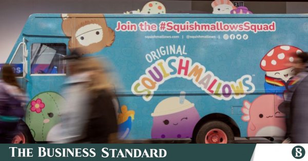 TikTok sansasyonu Squishmallows, Warren Buffett'ı nasıl buldu?