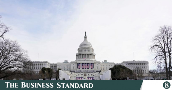Borç tavanı için son tarih birkaç santim yaklaşırken Washington sessiz