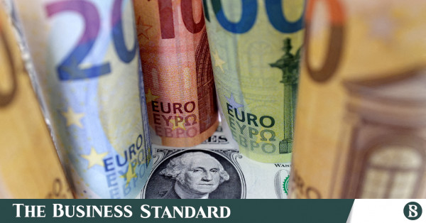 Dolar, Avrupa enflasyonunun soğumasıyla Mart ortasından bu yana en yüksek seviyesini gördü