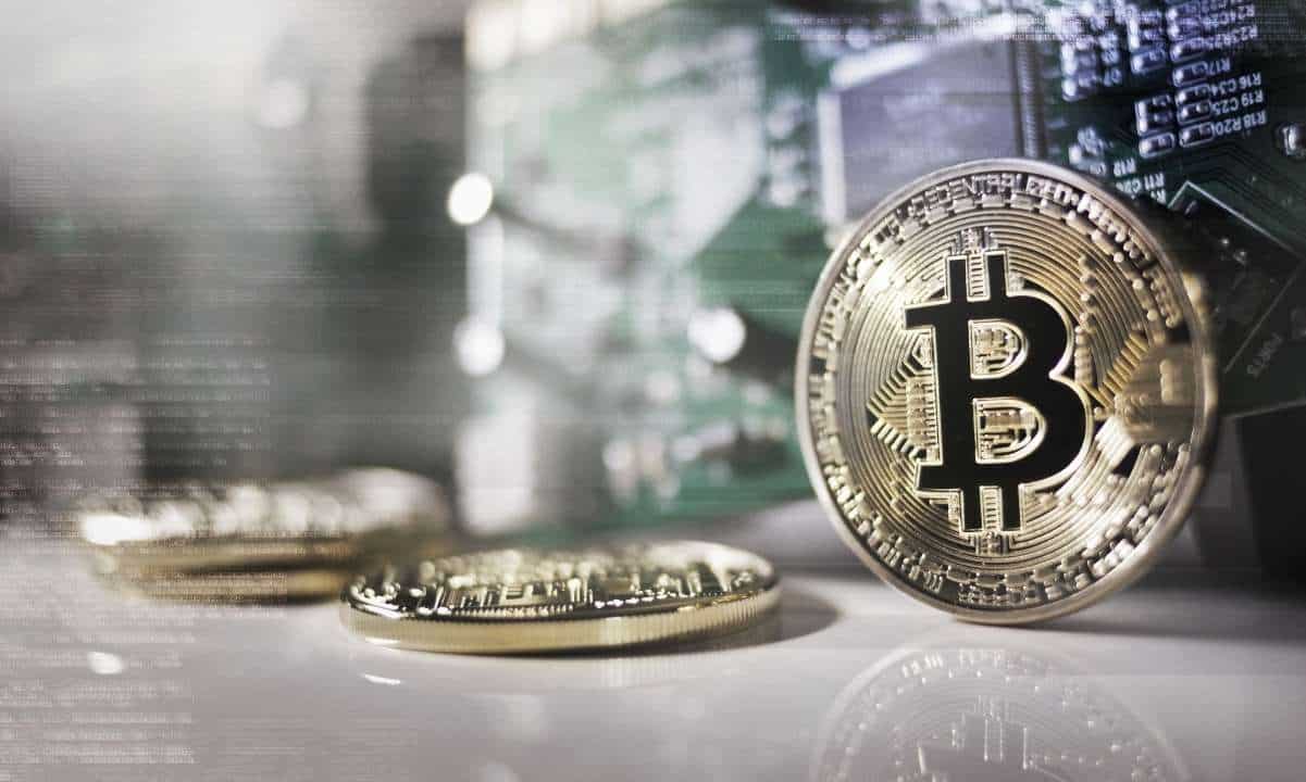 Dolaşımdaki BTC'nin Sadece %5,8'i Borsalarda Oluyor Ancak Bitcoin Fiyat Mücadelesi Veriyor: Santiment