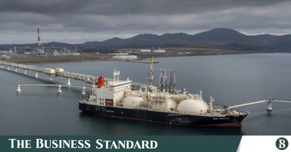 Hindistan'ın Rusya'dan petrol ithalatı 7 ayın en düşük seviyesine geriledi, Suudi Arabistan sıçradı - ticaret akışı