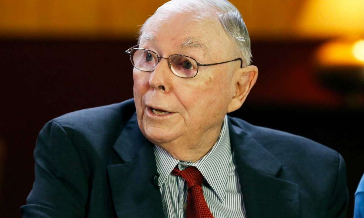 Bitcoin Şimdiye Kadarki En Aptal Yatırımdır: Charlie Munger