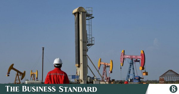 Petrol fiyatları İsrail-Hamas savaşı belirsizliği üzerine bir miktar zemin kazandı