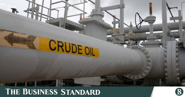 Petrol, Orta Doğu'daki çatışmaların şiddetiyle Fed toplantısı öncesinde yükseldi