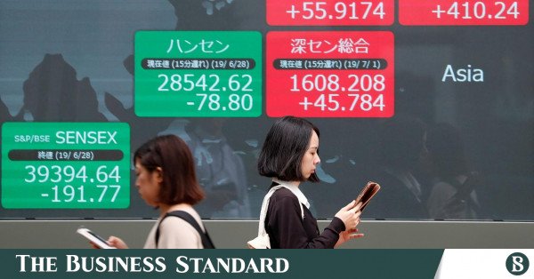 Asya borsaları Fed öncesi baskı altında, zayıf yen odakta