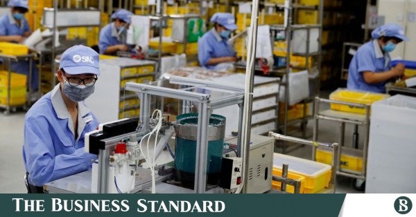 Çin'in yeni toparlanma süreci sarsılırken Asya'daki fabrikalar daraldı