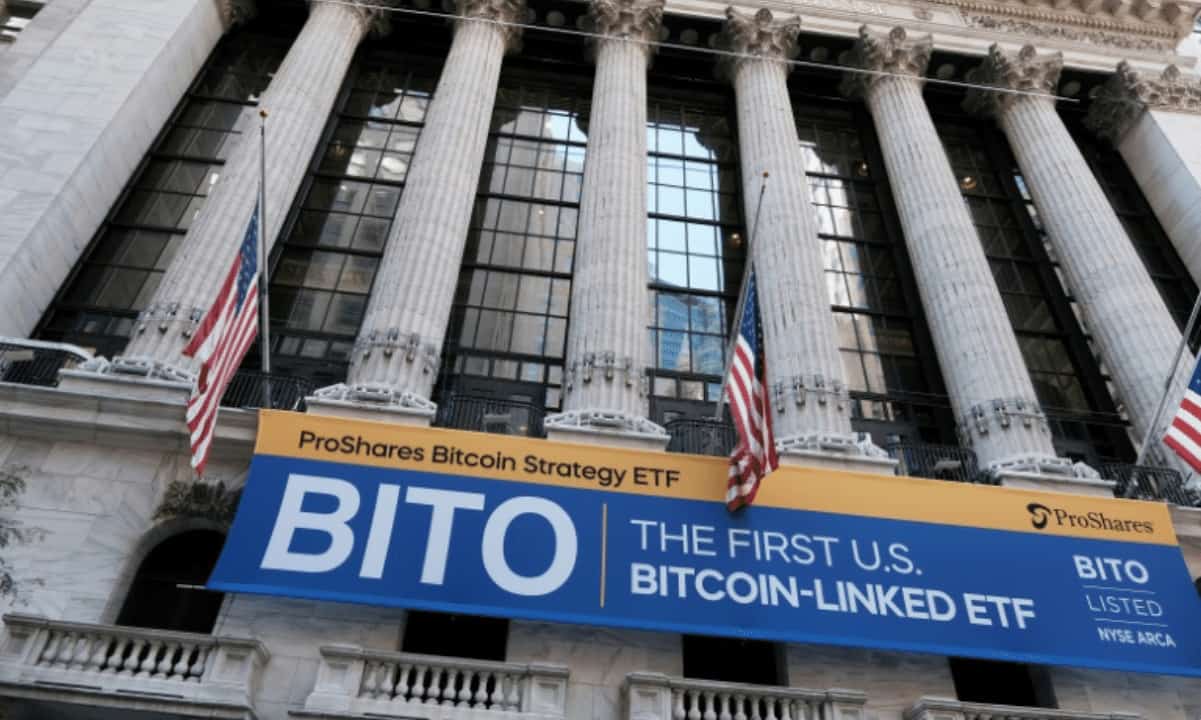 Spot ETF Heyecanı Artarken ABD'nin En İyi Bitcoin ETF'si 240 Milyon Dolarlık Giriş Emdi