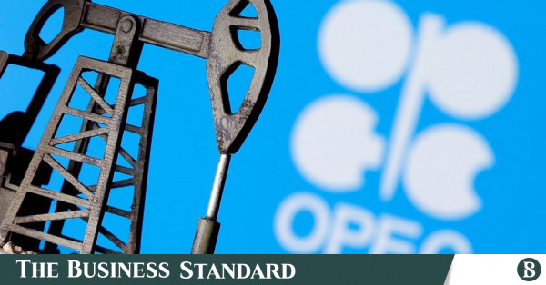 Petrol düşüşte ancak OPEC+ kararı öncesinde haftalık kazancını korudu