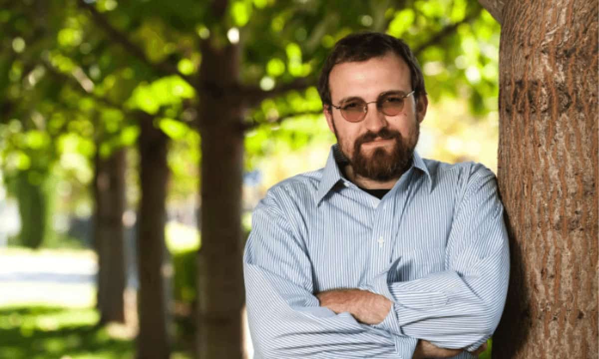 Charles Hoskinson Menkul Kıymet Tartışmaları Işığında Bitcoin'i Cardano'ya Karşı Tuttu
