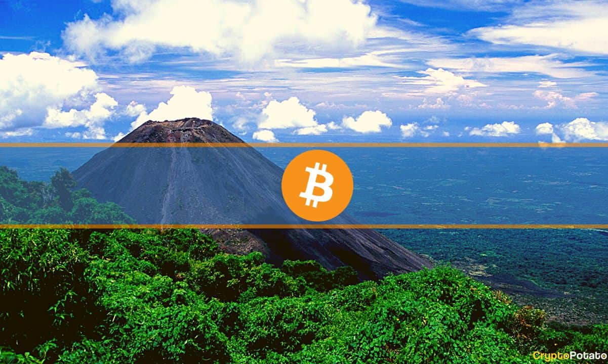 El Salvador'un Bitcoin 'Volkan Tahvilleri' 2024'te Piyasaya Çıkışı İçin Düzenleyici Yeşil Işık Aldı