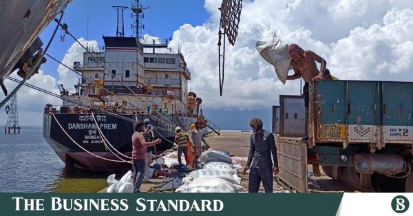 Hindistan'da pirinç fiyatları, azalan arz ve güçlü talep nedeniyle rekor seviyelere yükseldi