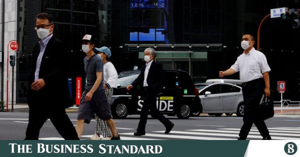 Nikkei tüm zamanların en yüksek seviyesine doğru ilerliyor, dolar baskı altında