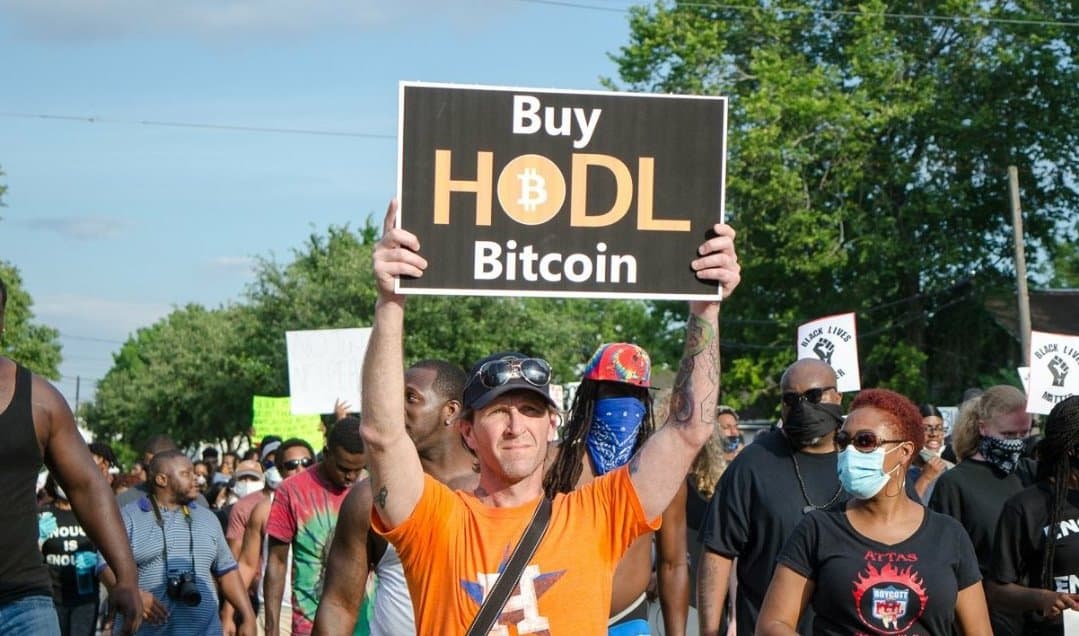 Bitcoin HODLer'lar Nihayet Kâr Etmeye Başlıyor: Glassnode