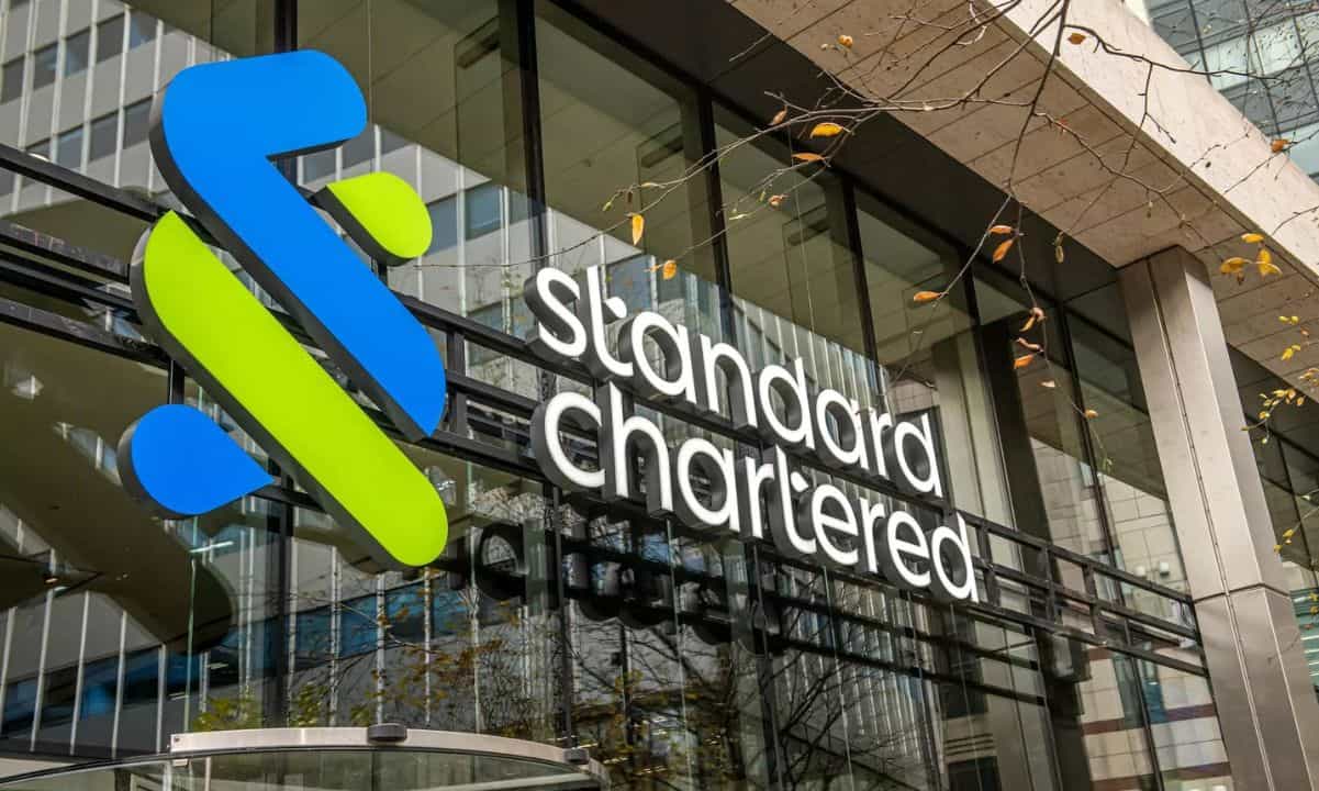 Standard Chartered, Bitcoin ve Ether Ticaret Masasını Başlatacak: Rapor