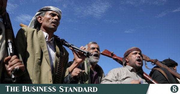 Drone saldırısı, Yemen'in Hudeyde kentinin batısındaki gemiye zarar verdi