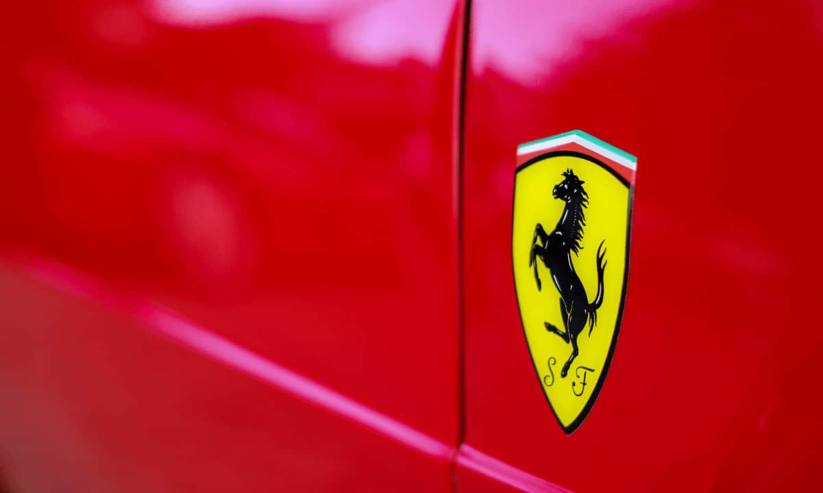 Ferrari, Zengin Müşteriler için Kripto Para Ödemeleriyle Avrupa'ya Genişliyor